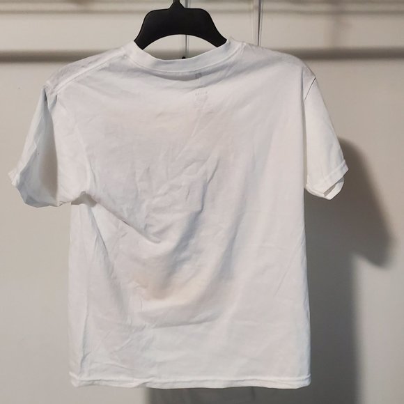 NWT Kids Denver Nuggets 2023 NBA Champions Trophy T-Shirt Size S White SS13 - Picture 2 of 2